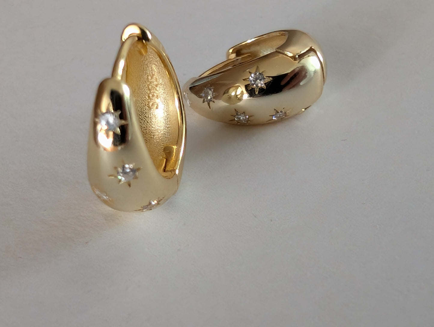 'Isla' 18k Gold hoops